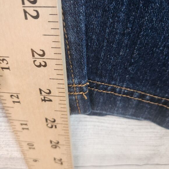 Liz Lange womans maternity size 10 stretch cotton blend denim jeans - Picture 6 of 9